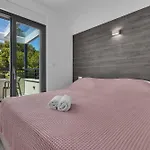 Beachfront Sea - Srzic شقة ماكارسكا